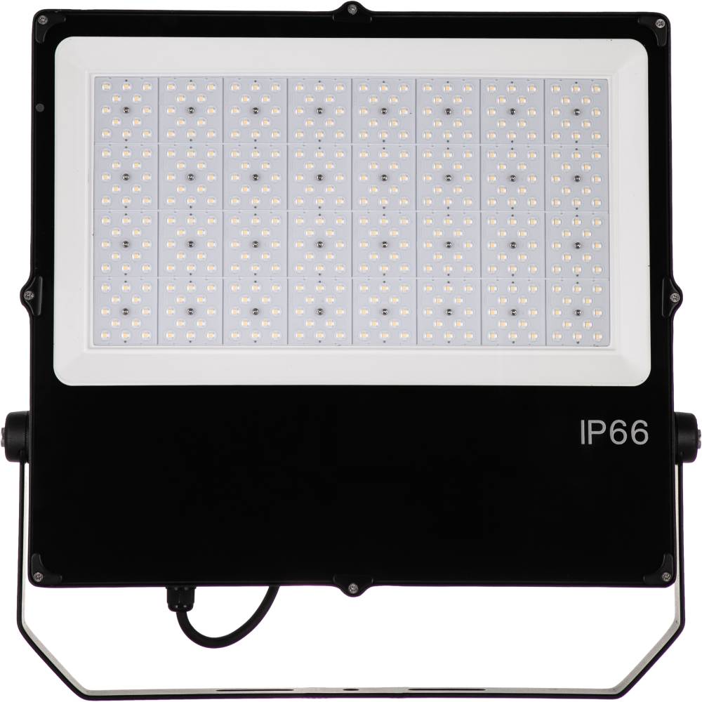 Frontansicht eines AML® Profi LED Flutlichtstrahlers der FLP2-Reihe im ausgeschalteten Zustand mit robustem IP66 Gehäuse