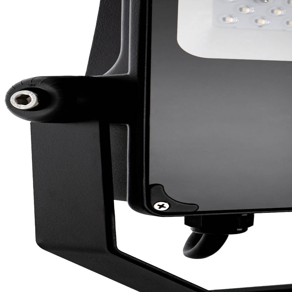 Nahaufnahme des verstellbaren Montagebügels am AML® LED Flutlichtstrahler der FLP2-Reihe für flexible Ausrichtung