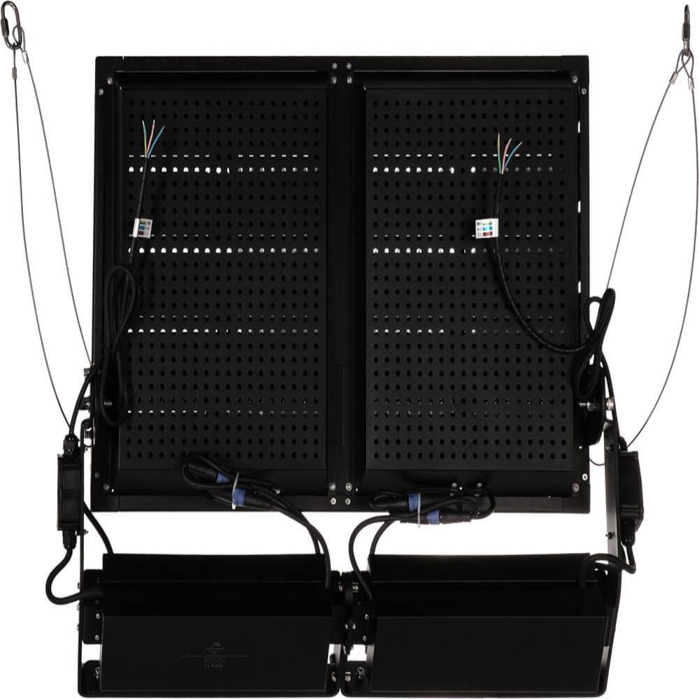 Rückseite AML® FLHP-1000 1000W LED Flutlichtstrahler mit Verkabelung zu externen Treibern für professionelle Installation im Außenbereich