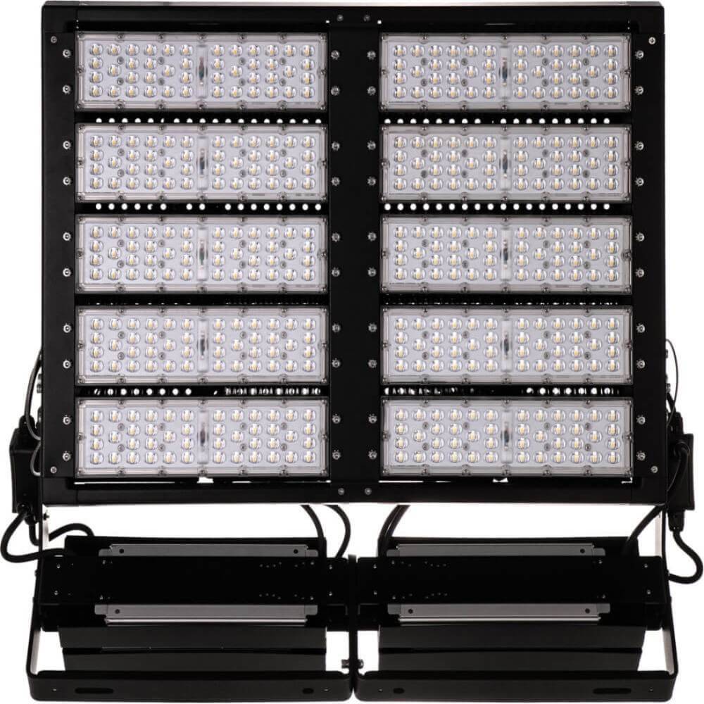1000W LED Flutlichtstrahler AML® FLHP-1000 Frontansicht mit LED-Modulen und externen Mean Well® Treibern für professionelle Außenbeleuchtung